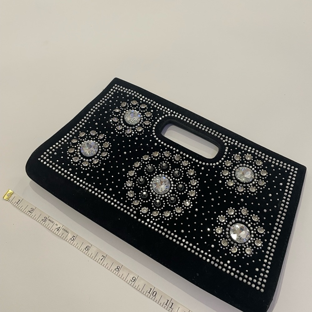 Elegant Black Clutch with Crystal Embellishments